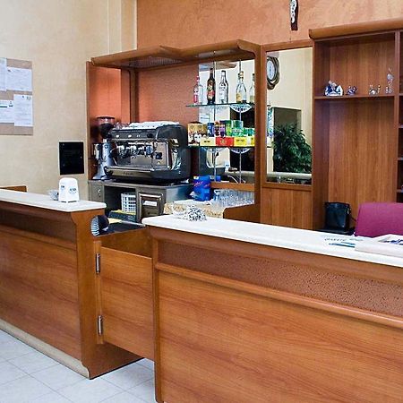 ليزينا Albergo L'Approdo المظهر الخارجي الصورة