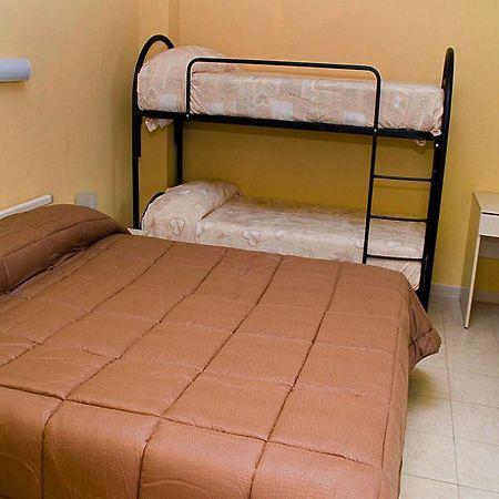 ليزينا Albergo L'Approdo المظهر الخارجي الصورة