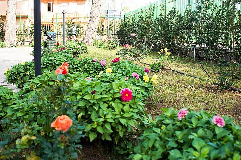 ليزينا Albergo L'Approdo المظهر الخارجي الصورة