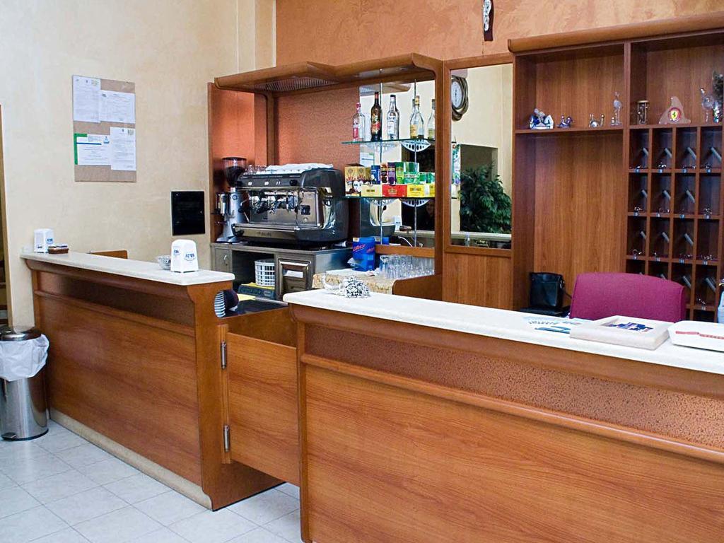 ليزينا Albergo L'Approdo المظهر الخارجي الصورة