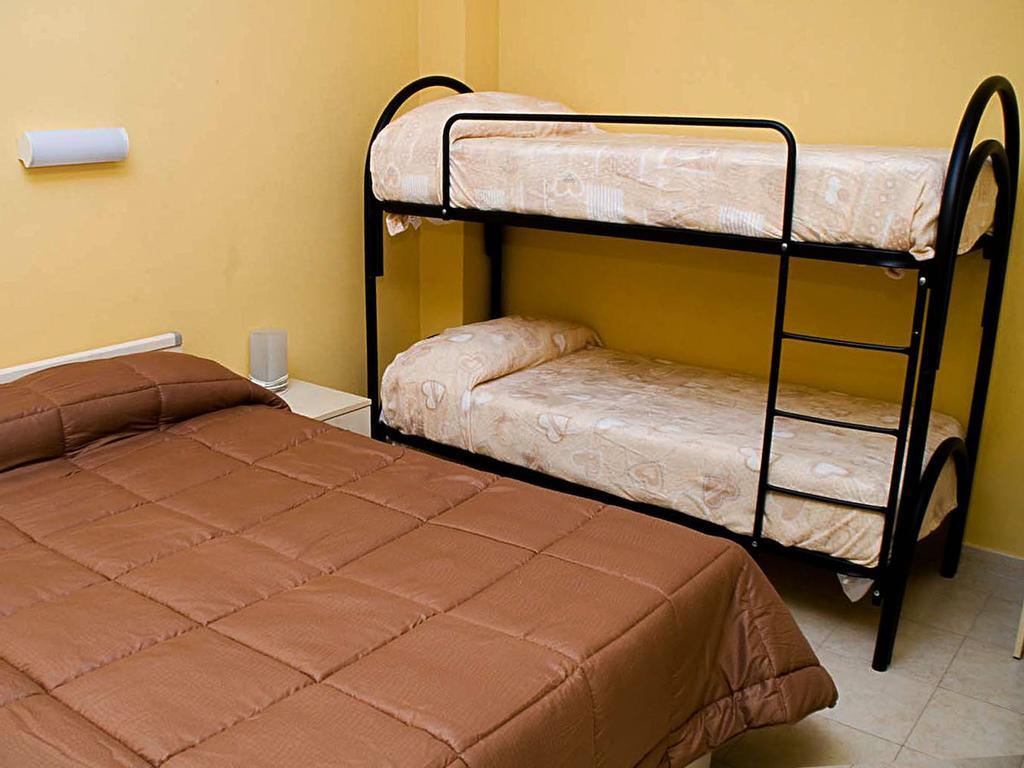 ليزينا Albergo L'Approdo المظهر الخارجي الصورة